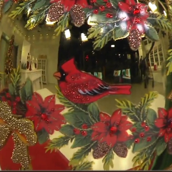 Joan Rivers Golden Cardinal Hand Painted Glass Egg Ornament - Picture 6 of 7